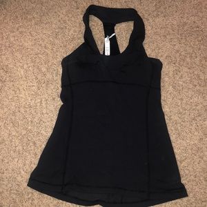 Lululemon workout top with build in bra
